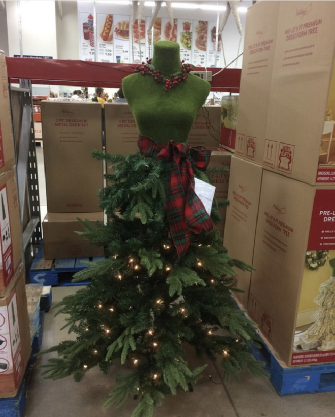 Ảnh: Những cây thông Noel 'lầy lội' chọc người xem phá lên cười - 15