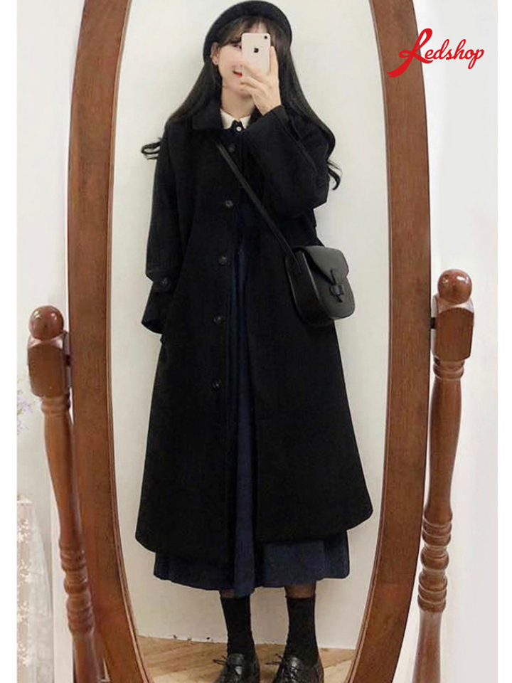 Red Shop: Thương hiệu thời trang nữ được giới trẻ ưa chuộng - 3