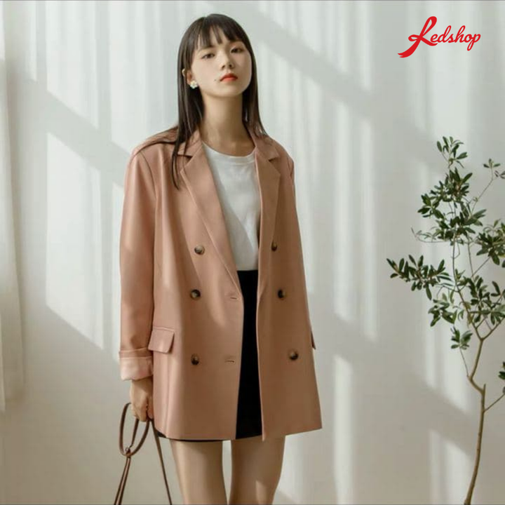 Red Shop: Thương hiệu thời trang nữ được giới trẻ ưa chuộng - 1