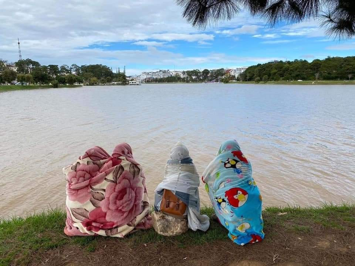 Các 'thánh hài' chọc cười dân mạng bằng loạt ảnh vui về trời rét - 9