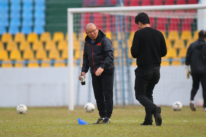 Phó Chủ tịch Trần Quốc Tuấn: 'VFF tìm kế hoạch phù hợp nhất cho tuyển Việt Nam' - 2