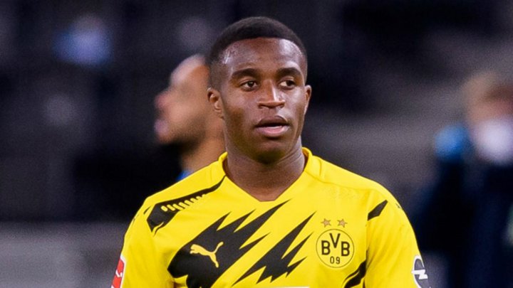 Youssoufa Moukoko: Ngôi sao mới của Bundesliga - 1