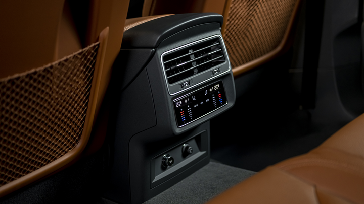 Cận cảnh những chiếc Audi Q8 đầu tiên sắp đến tay khách Việt - 14