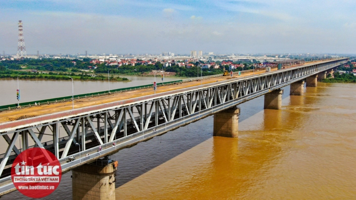 Hà Nội sẽ có thêm 10 cây cầu vượt sông Hồng - 1