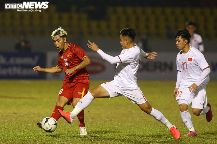 Công Phượng, Quang Hải làm khán giả, tuyển Việt Nam vất vả hạ đàn em - 8