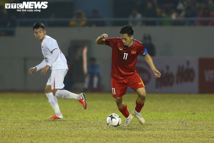 Ghi bàn cho tuyển Việt Nam, Văn Quyết được HLV Park Hang Seo trọng dụng lần nữa? - 1