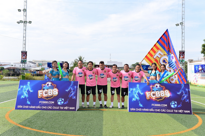 'Siêu hùng tranh đấu' mang bất ngờ tới miền Tây - 1