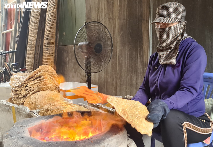 Độc đáo những bức tường cổ xây bằng mảnh chum, tiểu sành ở làng Thổ Hà - 14