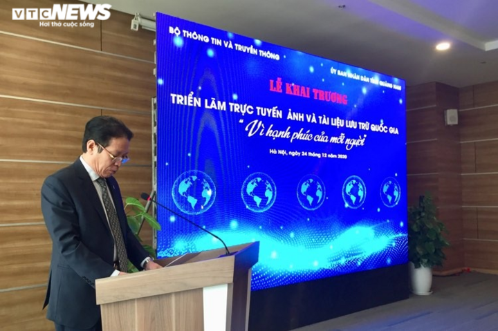 Triển lãm ảnh ‘Vì Hạnh phúc của mỗi người’ - 1
