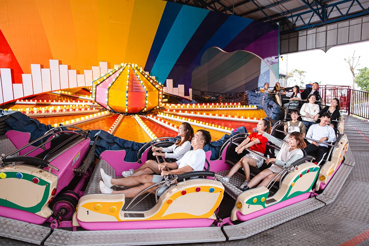 Đức Phúc, Lê Cát Trọng Lý, Bạch Công Khanh hội tụ tại Asia Park - 1