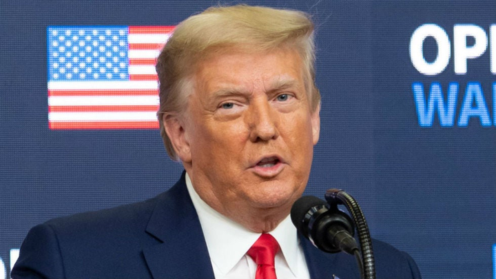 Trump từ chối nhượng bộ gây bối rối cho nhân viên Nhà Trắng - 1