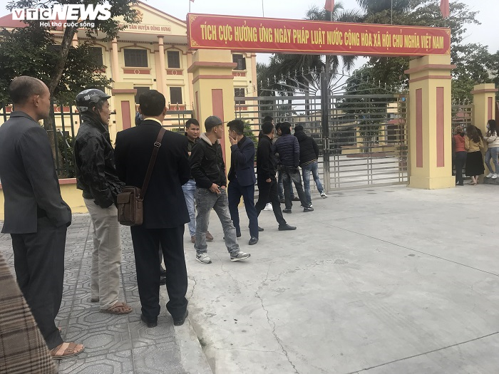 An ninh thắt chặt tại phiên tòa xét xử con nuôi Đường 'Nhuệ' và 13 đồng phạm - 9