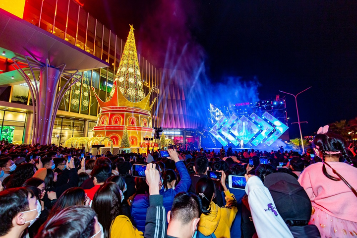 Lộ diện tâm điểm lễ hội tại 'thành phố biển hồ' giữa lòng Hà Nội - 5