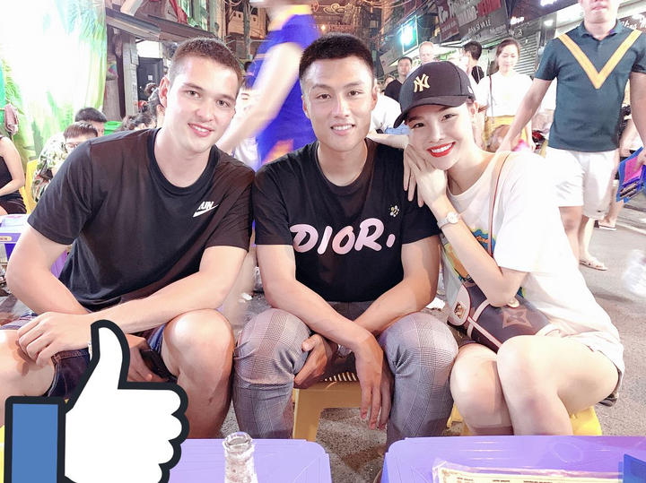 Ngắm nhan sắc đắm say lòng người của vợ Mạc Hồng Quân - 14