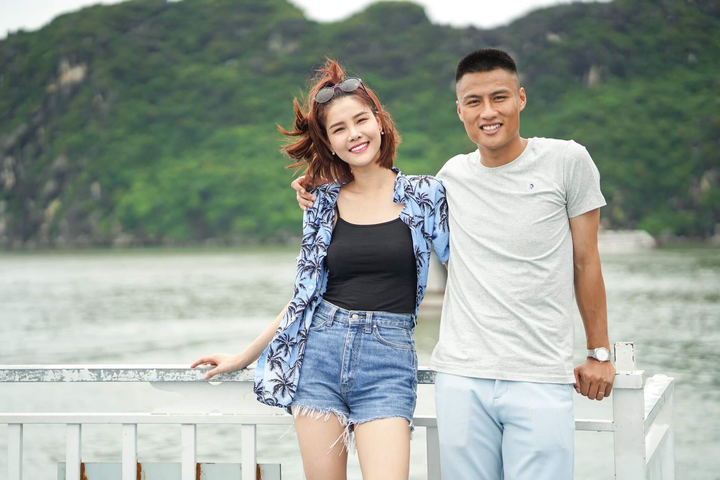 Ngắm nhan sắc đắm say lòng người của vợ Mạc Hồng Quân - 9