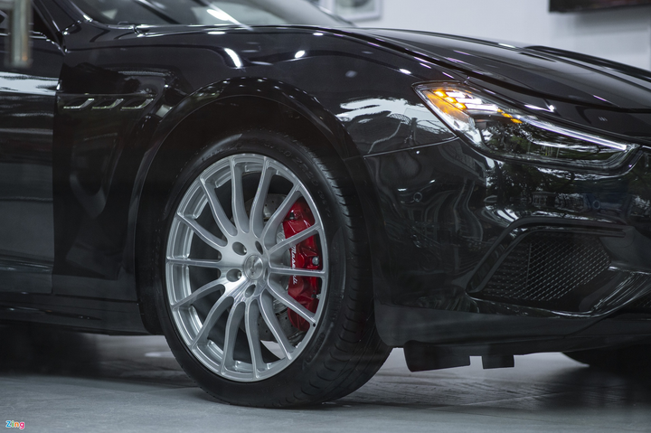 Chi tiết Maserati Ghibli phiên bản đặc biệt tại Việt Nam - 14