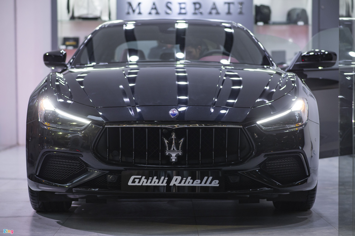 Chi tiết Maserati Ghibli phiên bản đặc biệt tại Việt Nam - 2