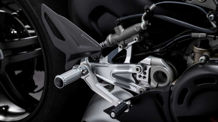 Ducati ra mắt siêu phẩm V4 SP hoàn toàn mới - 7