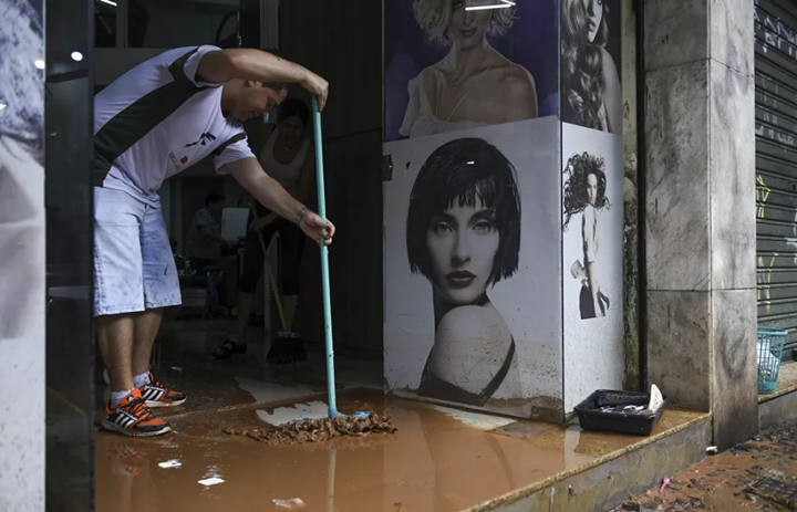 Ảnh: Những thảm họa thiên nhiên tàn khốc nhất năm 2020 - 2