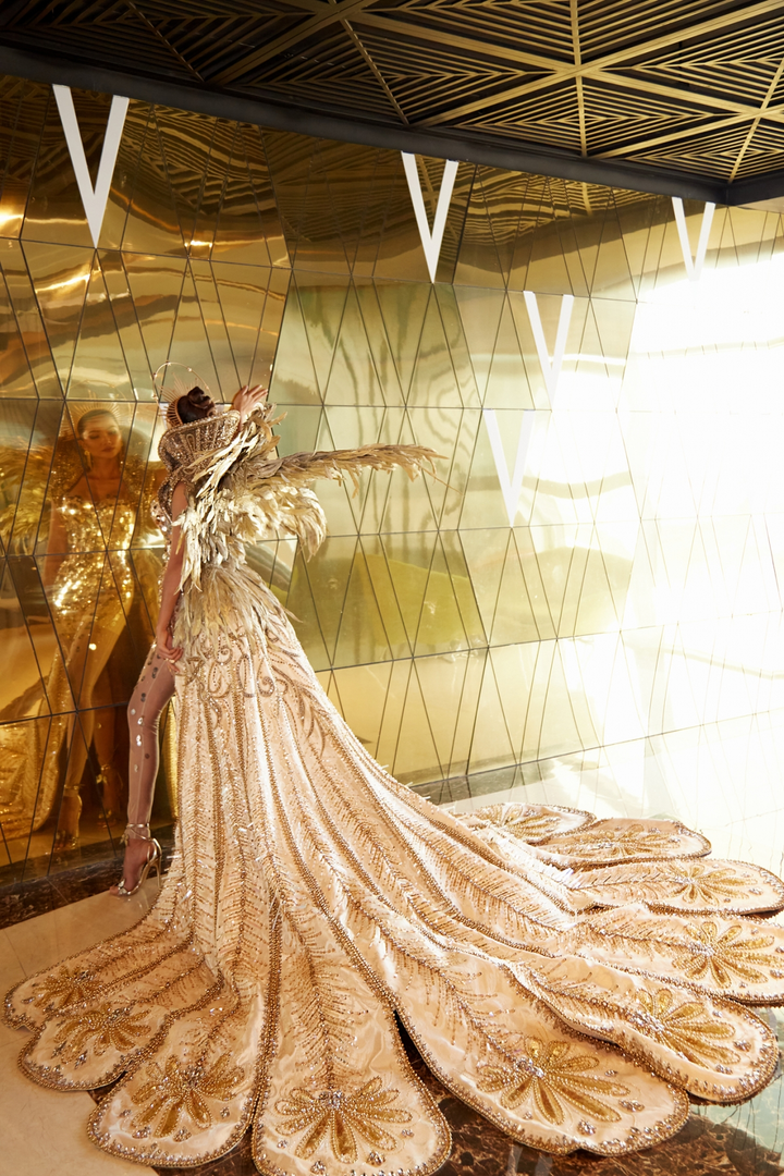 Vẻ đẹp quyền lực của Hoa hậu H’Hen Niê trong tạo hình nữ thần Mặt trời - 9