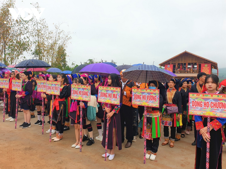 Ảnh: Độc đáo lễ hội cúng thủy tổ Bàn Vương của người Dao - 2