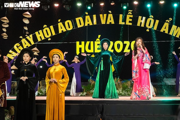 Mãn nhãn với hình ảnh tại Ngày hội Áo dài Huế 2020 của đạo diễn Nguyễn Lan Vy - 5