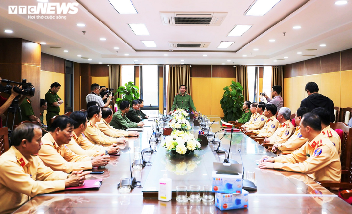 Tài xế chết trong tư thế treo cổ ở khu cách ly: Giám đốc Công an Đà Nẵng nói gì? - 1