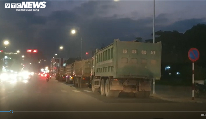 Xe tải cơi nới thành thùng, CSGT Hải Phòng: 'Chưa phát hiện trường hợp bảo kê' - 1