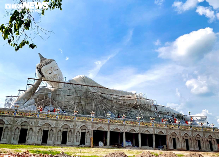 Chiêm ngưỡng tượng Phật nhập niết bàn lớn nhất Việt Nam sắp khánh thành - 10