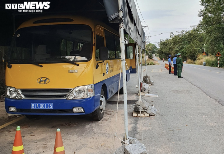 Không còn xe chở cát quá tải chạy trên tỉnh lộ 749B ở Bình Dương - 1