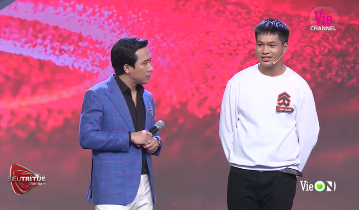 'Con nhà người ta' Anh Quốc rinh trọn giải Trí tuệ Việt 3 Miền - 1