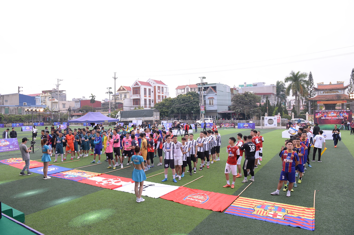 'Siêu hùng tranh đấu' rực lửa tại khu vực miền Bắc - 1