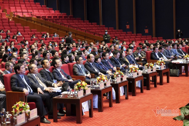 Phó Thủ tướng Vũ Đức Đam: 'Chỉ có chuyển đổi số chúng ta mới đi nhanh' - 2