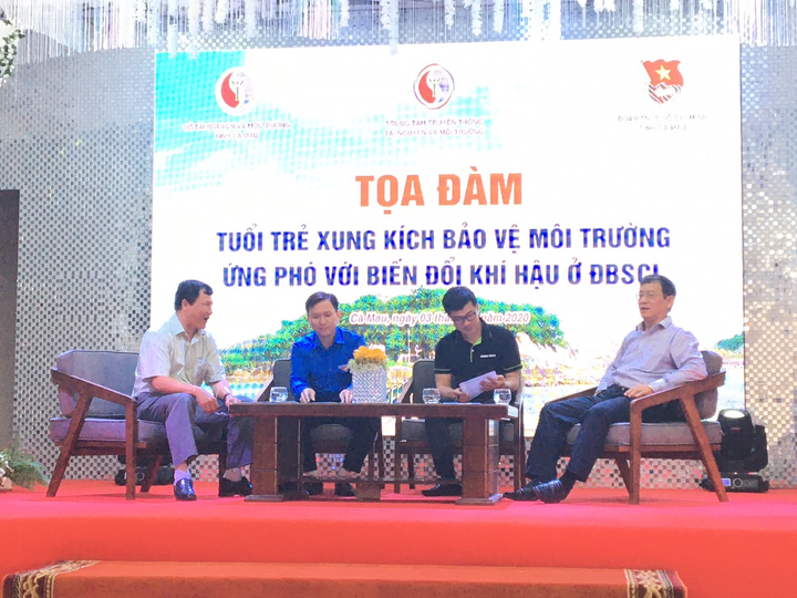 Đoàn viên thanh niên Tỉnh đoàn Cà Mau tích cực hưởng ứng bảo vệ môi trường - 1