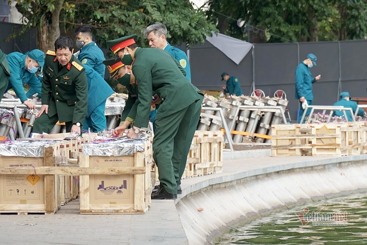 Bên trong trận địa pháo chờ 'khai hỏa' chào năm mới ở Hà Nội - 5