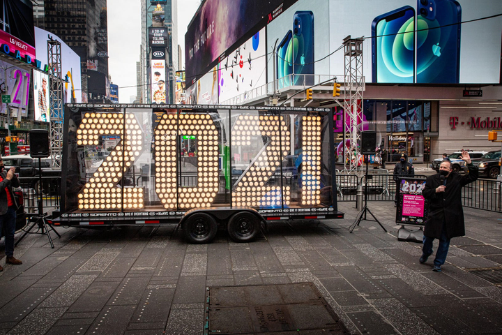 Kia Sorento 2021 sẽ xuất hiện độc lạ, chào năm mới 2021 - 3