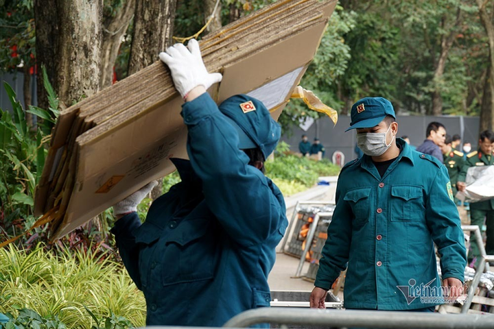Bên trong trận địa pháo chờ 'khai hỏa' chào năm mới ở Hà Nội - 7