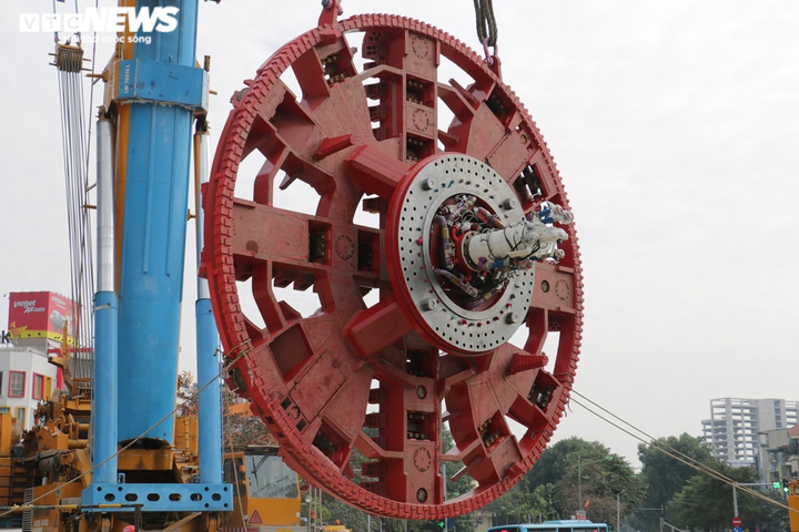Cận cảnh lắp ráp máy khoan 850 tấn đào hầm đường sắt Nhổn - ga Hà Nội - 4