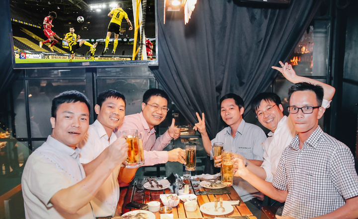 Next Media mang không khí bóng đá Đức tới 4 cơ sở của Vuvuzela tại Hà Nội - 3