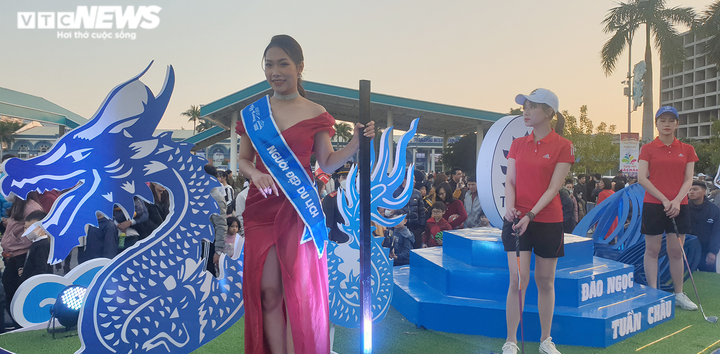 Mãn nhãn Carnaval mùa đông lần đầu tiên tổ chức ở Hạ Long - 4