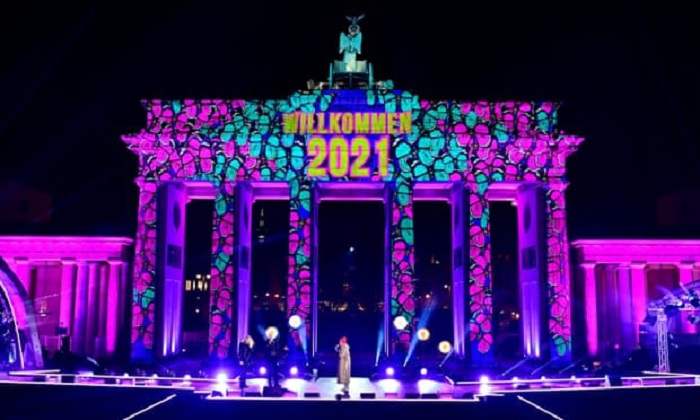 Hỏa hoạn khắp Berlin đêm giao thừa vì lệnh cấm đốt pháo ngoài trời - 1