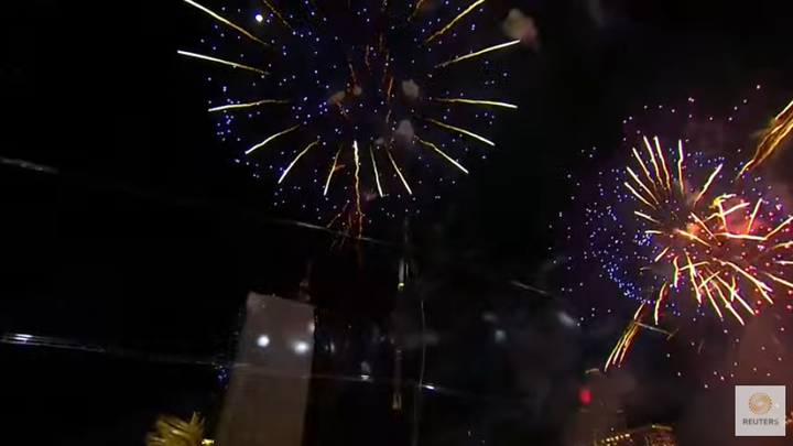 Thế giới chào đón năm mới 2021 - 4