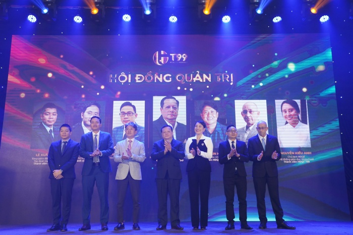 Hoa hậu Ngọc Hân đầu tư 20 tỷ đồng vào Tập đoàn T99 - 1