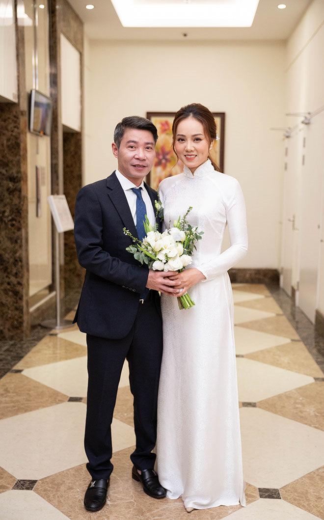 Ảnh: NSND Công Lý và cô dâu Ngọc Hà rạng rỡ trong ngày cưới - 2
