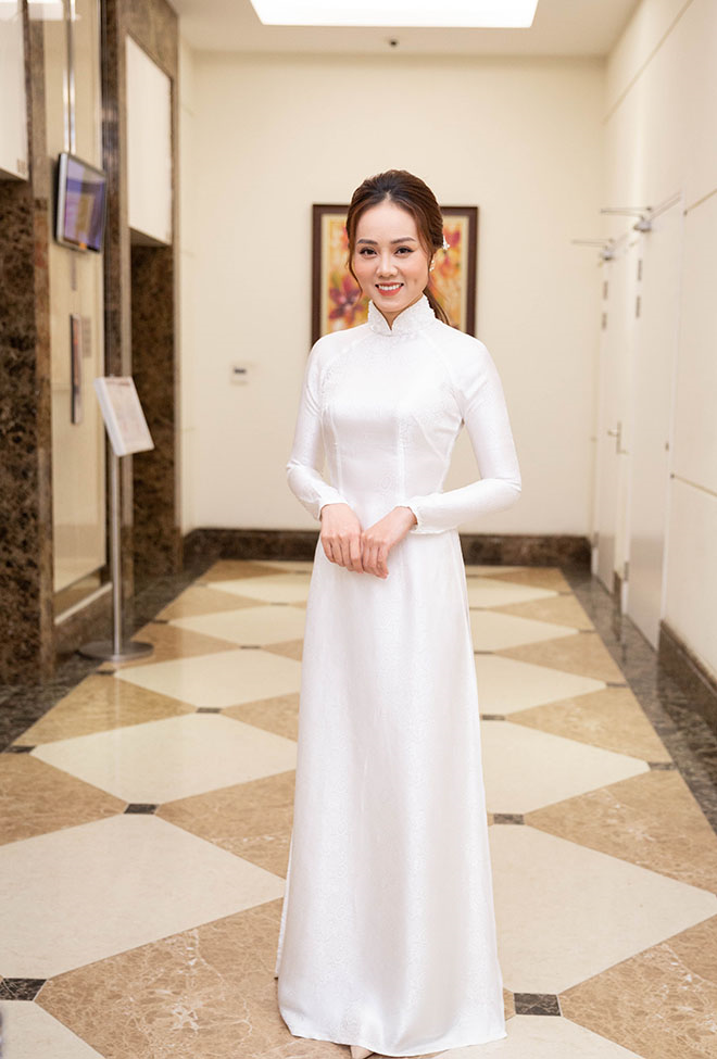 Ảnh: NSND Công Lý và cô dâu Ngọc Hà rạng rỡ trong ngày cưới - 3