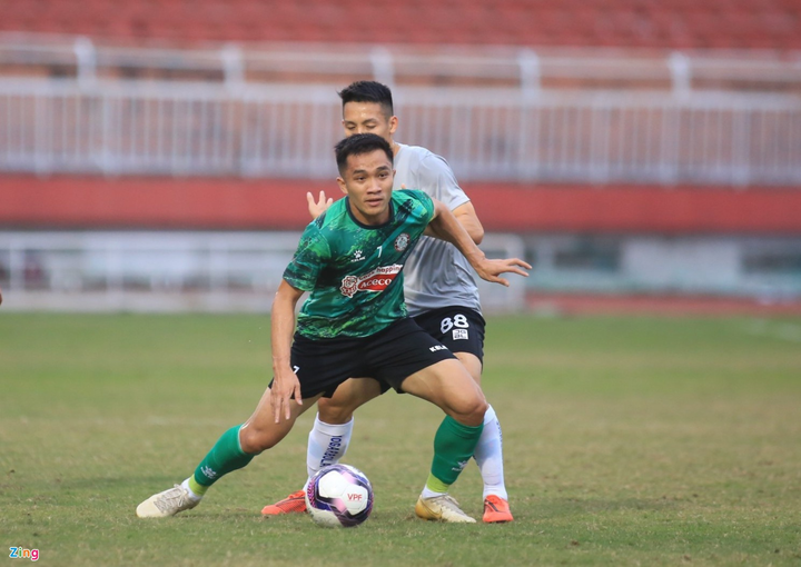 Giúp CLB TP.HCM đá đẹp, HLV người Đức không ngại rủi ro - 1