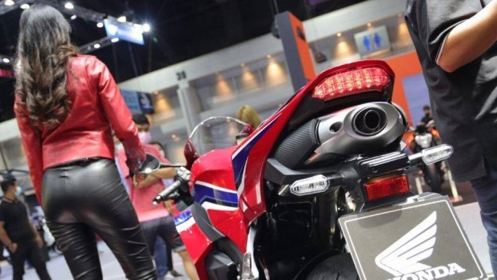 Xe Honda CBR600RR 2021 giá 422 triệu đồng có gì nổi bật? - 2