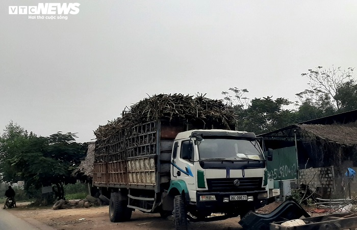 Đoàn xe tải cơi nới thành thùng tung hoành ở Thanh Hóa khiến dân sợ hãi - 10