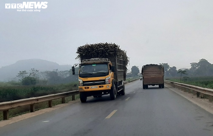 Đoàn xe tải cơi nới thành thùng tung hoành ở Thanh Hóa khiến dân sợ hãi - 9
