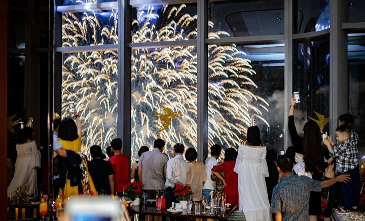 Rực rỡ lễ hội pháo hoa đón năm mới tại Dạ tiệc Vinpearl ba miền - 11